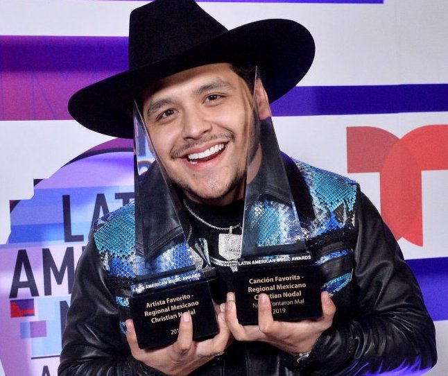 Christian Nodal, ganador de 2 Latin American Music Awards